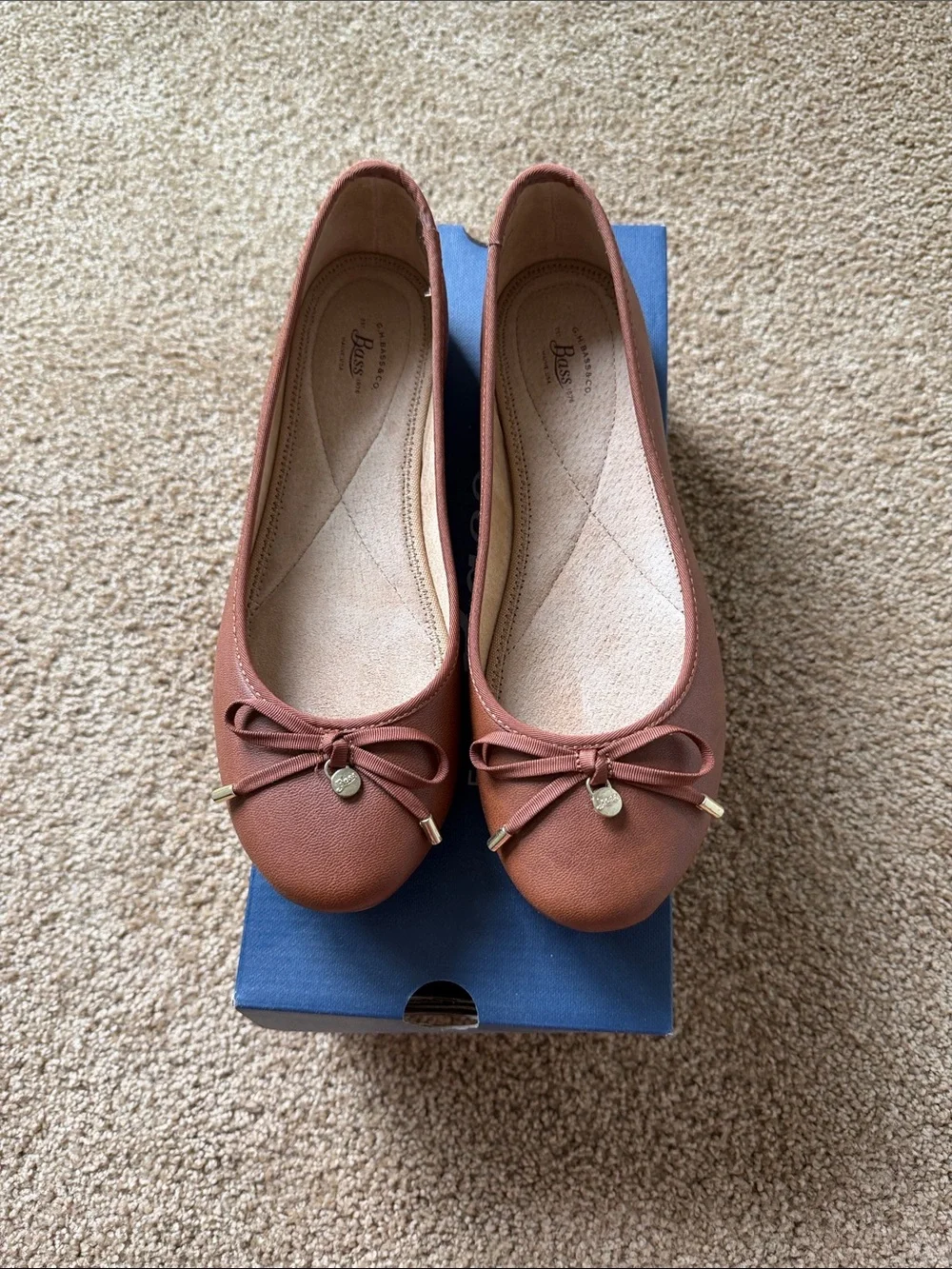 Bass Tan/BrownBow Ballet Flats - Picture 1 of 6